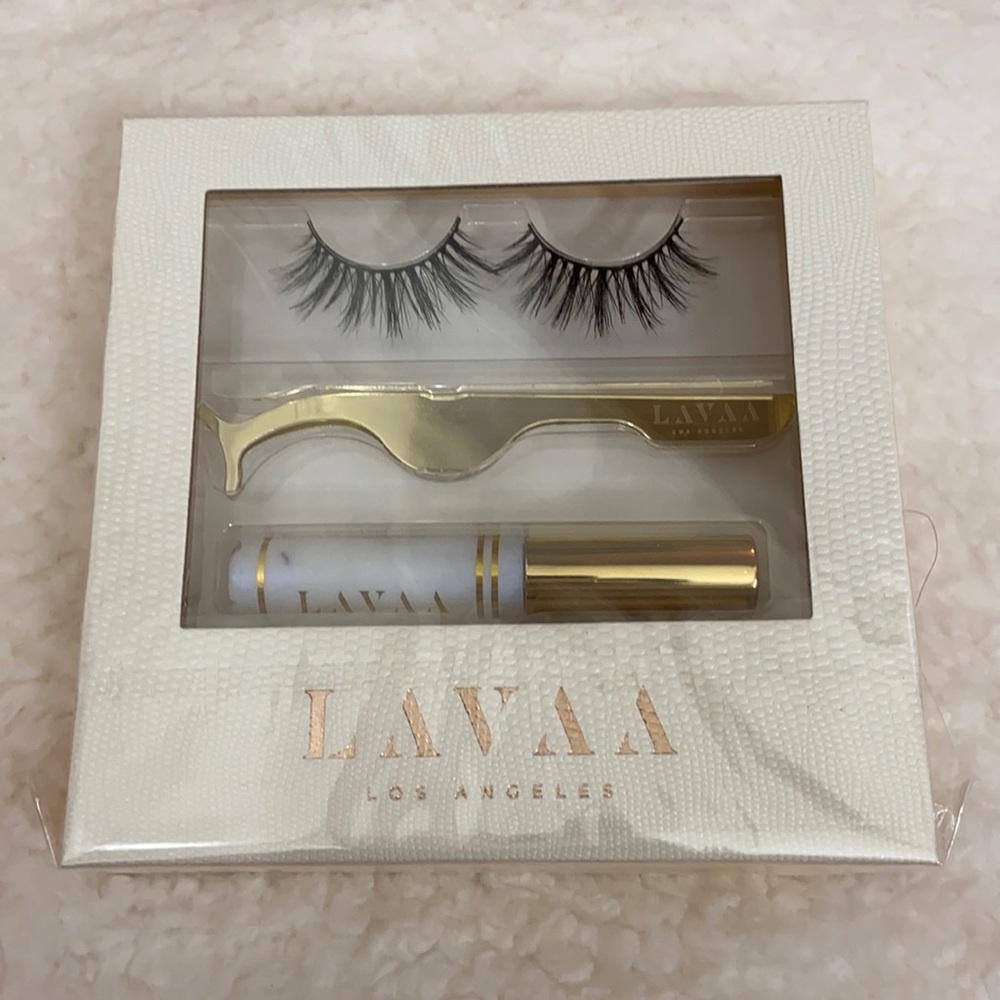 Lavaa Flirty Lash Set
